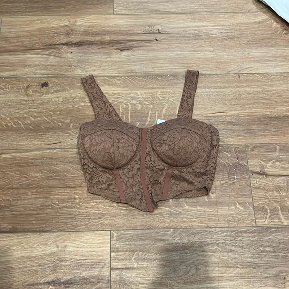 Brand new Windsor top!